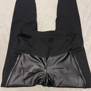 Old Navy Active Faux Leather Leggings Yoga Pants Zip Pocket Women's Medium Black